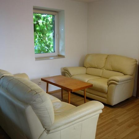 Apartman Hulin, Chrastany - Bily Екстер'єр фото